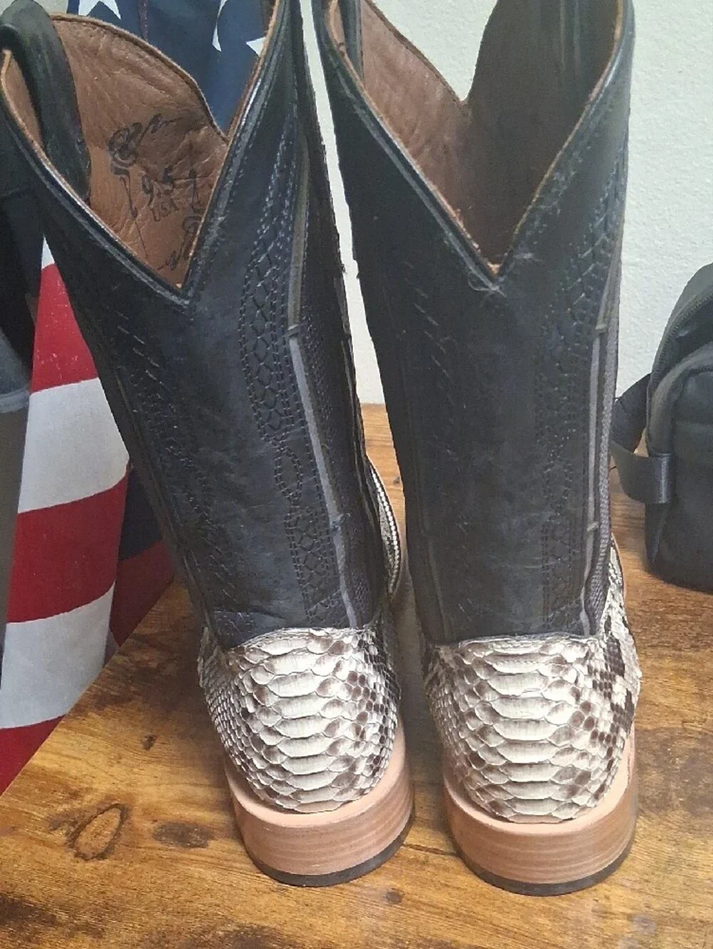 Genuine Python SIZE 9.5 MENS